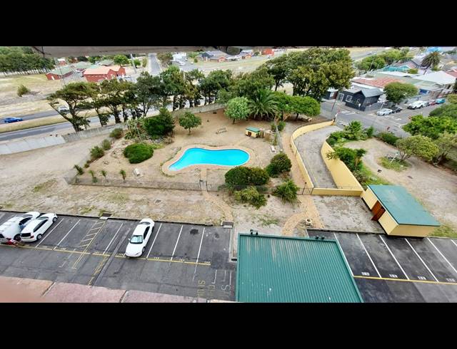 1 BEDROOM APARTMENT SOLD IN TOWNSEND ESTATE